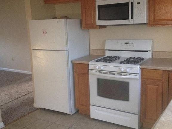 kitchen also has large eating area