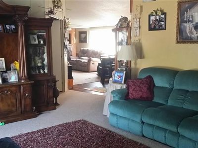 902 Old Church Rd, Waxahachie, TX, 75165