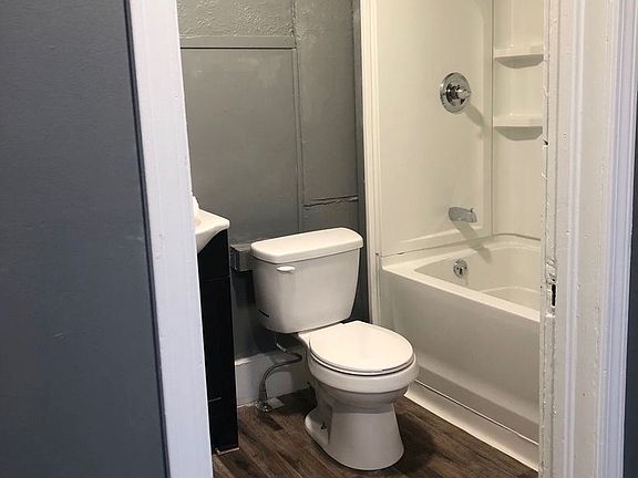 3rd image of 312 N Mulberry St #4