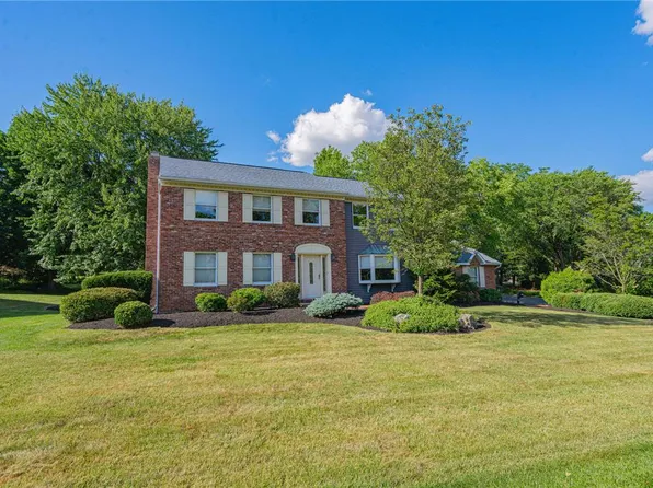 1717 Laurel Ln, Orefield, PA 18069