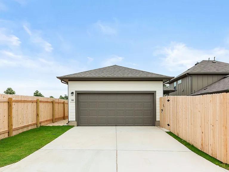 183 Glocken Ln — Photo 43