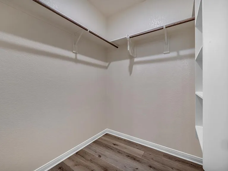 317 W Martin Luther King Dr — Photo 17
