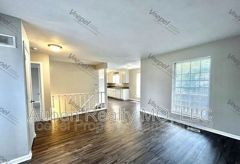 2 bed, 2.0 bath, 872 sqft, $1,195 — Photo 3