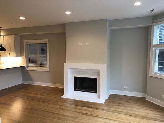 3rd image of 2318 N Southport Ave #2GH