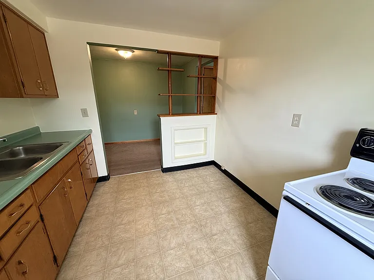 4760 Holiday Dr #3 — Photo 7