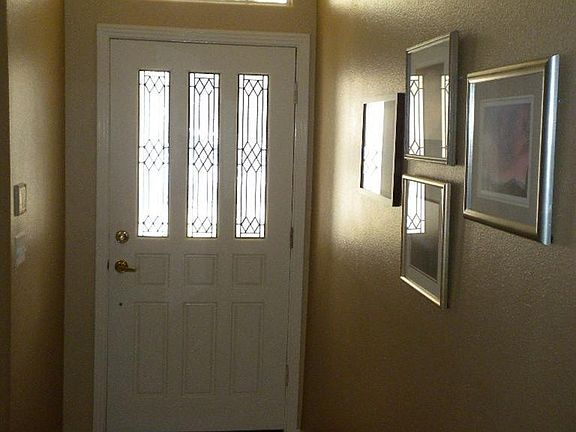 4th image of 296 E Braddock Dr