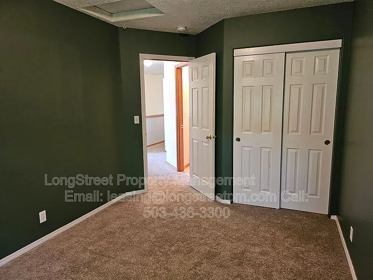 7445 SE Crystal Springs Blvd — Photo 26