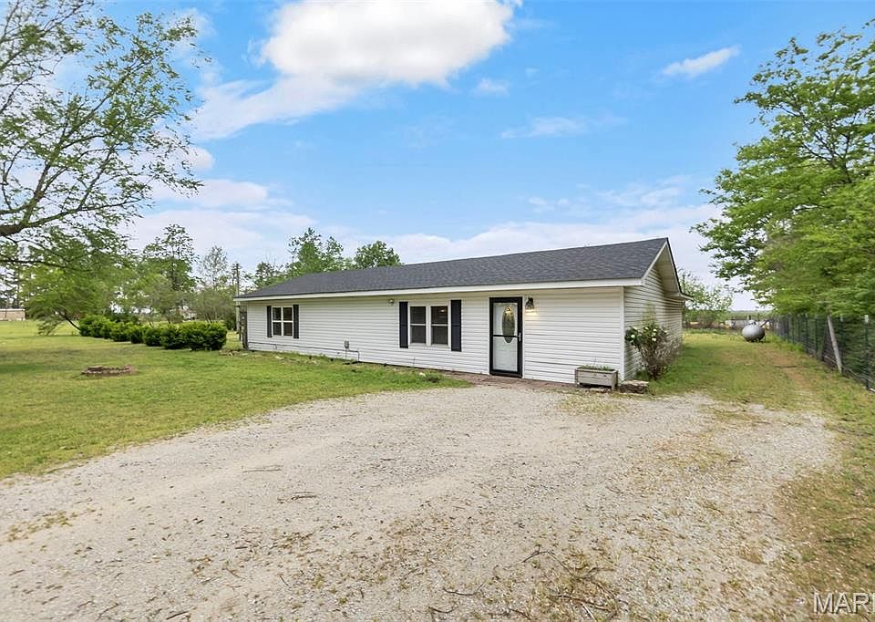 1st image of 4649 County Road 621