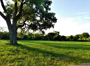 806 11th St, Sutherland Springs, TX 78161