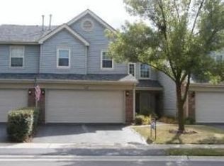 1459 Club Dr, Glendale Heights, IL 60139