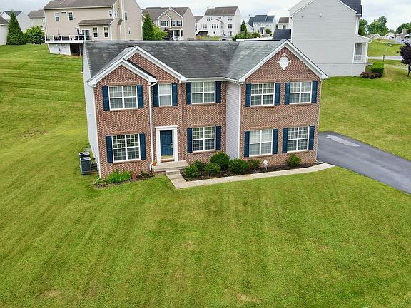 2nd image of 754 Chickamauga Dr