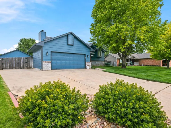 1308 W Loring St, Haysville, KS 67060