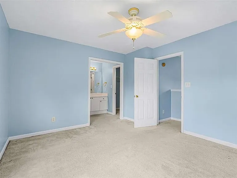 3400 Castleberry Rd — Photo 9
