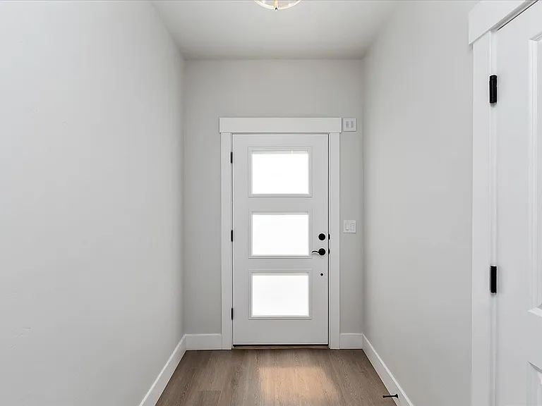 Bradbury Luxury Townhomes — Photo 53
