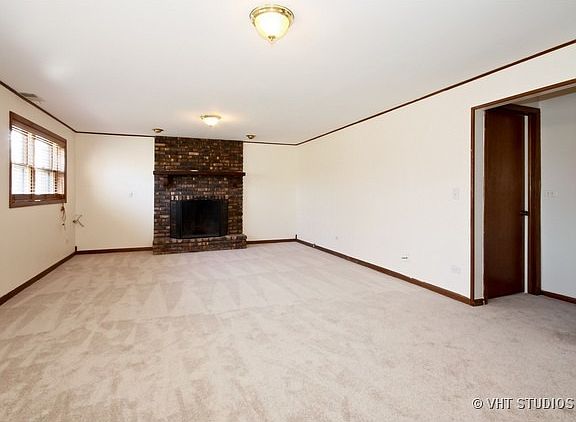 5th image of 12333 Derby Ln