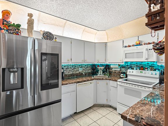 2nd image of 4996 Sable Pine Circle #A1