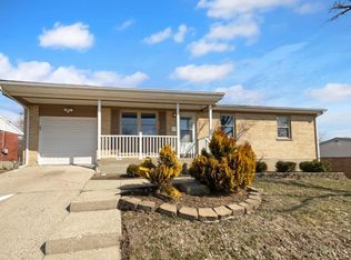 2012 Mistyhill Dr, Cincinnati, OH 45240