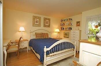 5th image of 601 Larkspur Plaza Dr