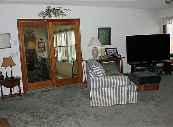 4th image of 1580 Crystal Cove Ct