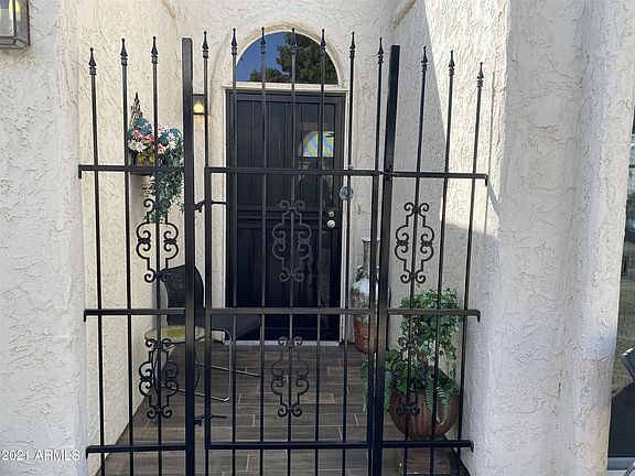5th image of 2709 W Desert Cove Ave