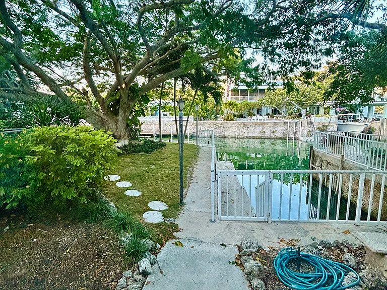 134 Rushton Ln — Photo 57