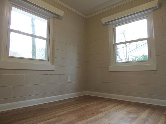 5th image of 2714 Ashley St