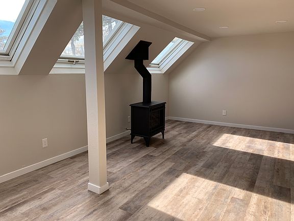 3rd image of 383 Jasper Dr #B