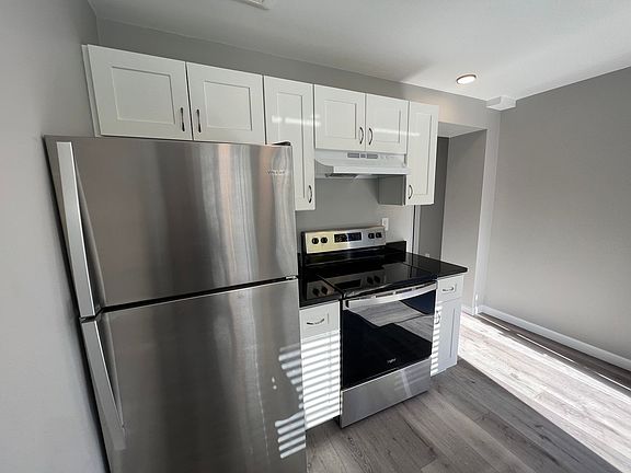 2nd image of 3548 Lafayette Rd #107