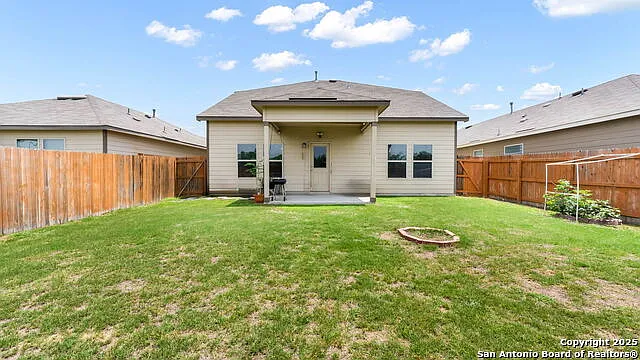 7723 Blue Gulf Dr — Photo 9