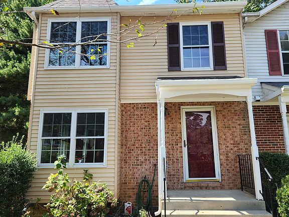 2nd image of 15084 Catbrier Ct