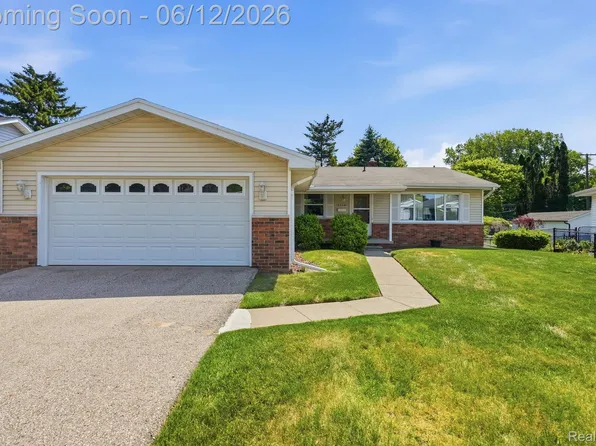 3118 Elk St, Port Huron, MI 48060