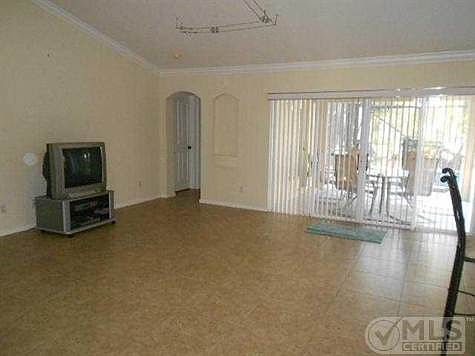 5th image of 2731 SE Eagle Dr