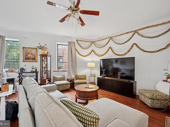 4th image of 760 E Passyunk Ave
