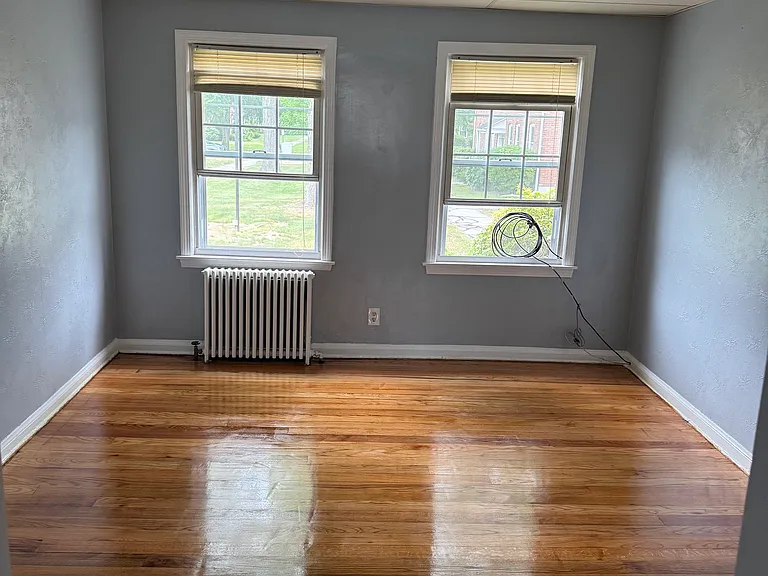 1618 Memorial Ave #2A — Photo 3