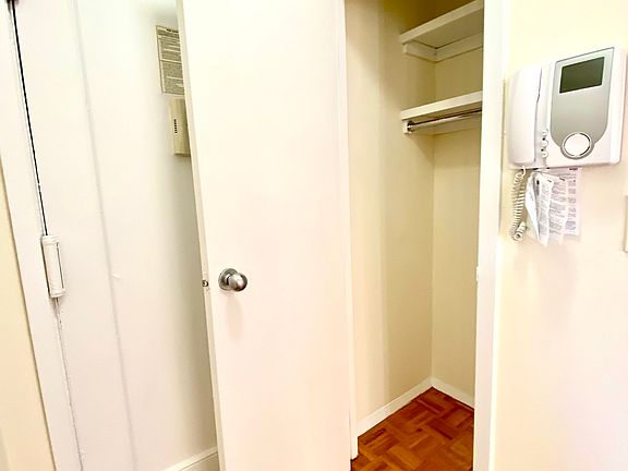5th image of 512 E 79th St APT 6B