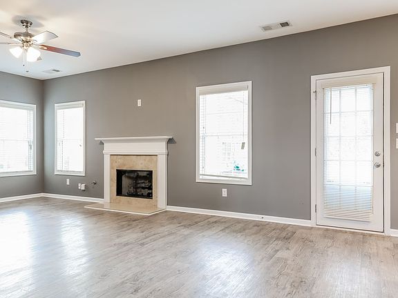 5th image of 2763 Fell Ct