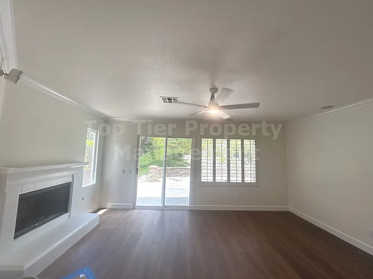 3892 Stoneridge Rd — Photo 9