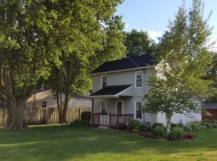 301 S Broadway St, Hudson, IL 61748