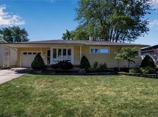 39 Greentree Rd, Tonawanda, NY 14150