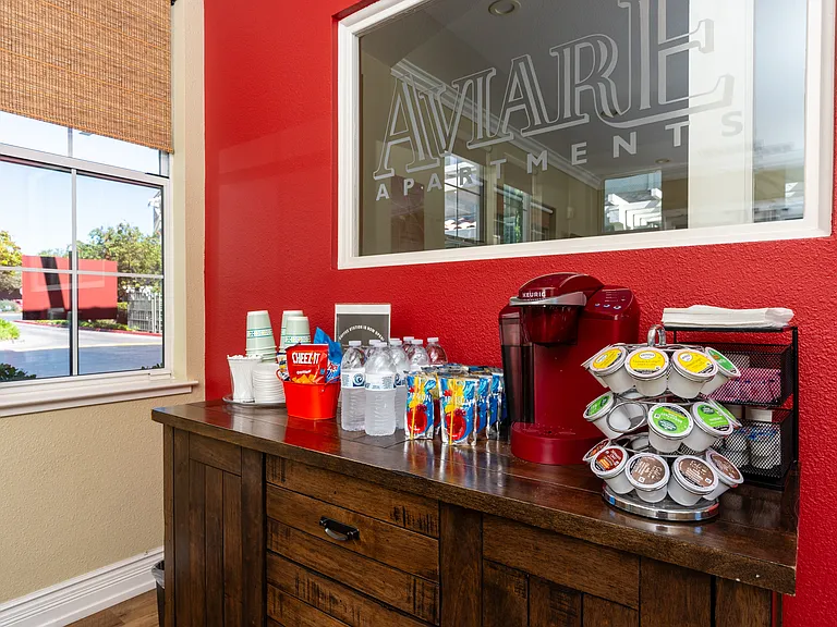 Aviare — Photo 11