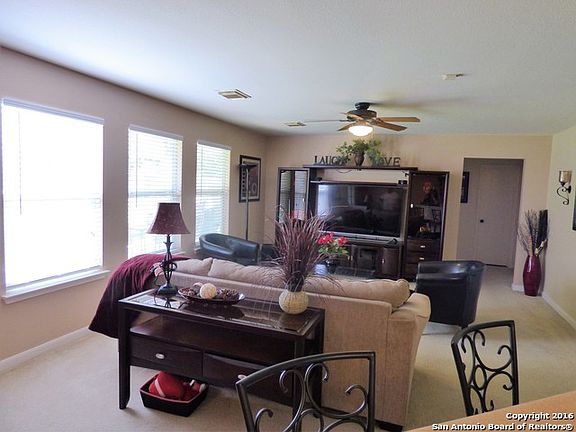 3rd image of 8831 Hetherington Dr