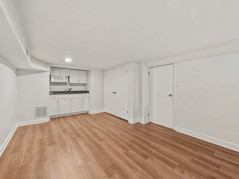51 Girard St NE — Photo 25