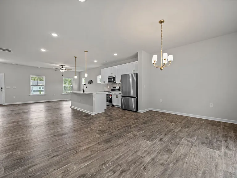 200 Beacon Hill Rd — Photo 13