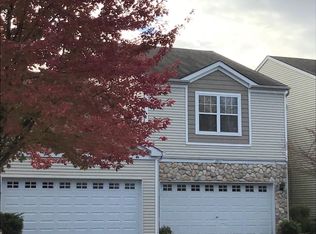 3943 Blackstone Dr, Aurora, IL 60504