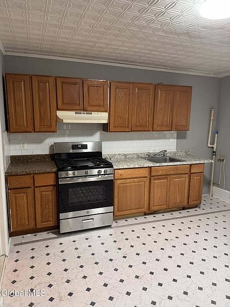 3rd image of 331 2nd Street