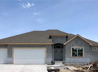 19638 Barstow St, Spring Hill, KS 66083