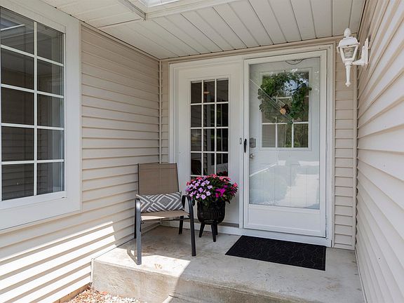 2nd image of 52070 Wembley Dr