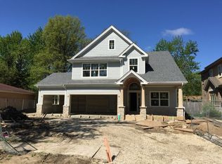 1810 N Walnut Ave, Arlington Heights, IL 60004