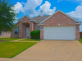 2210 Primrose Trl, Mansfield, TX 76063