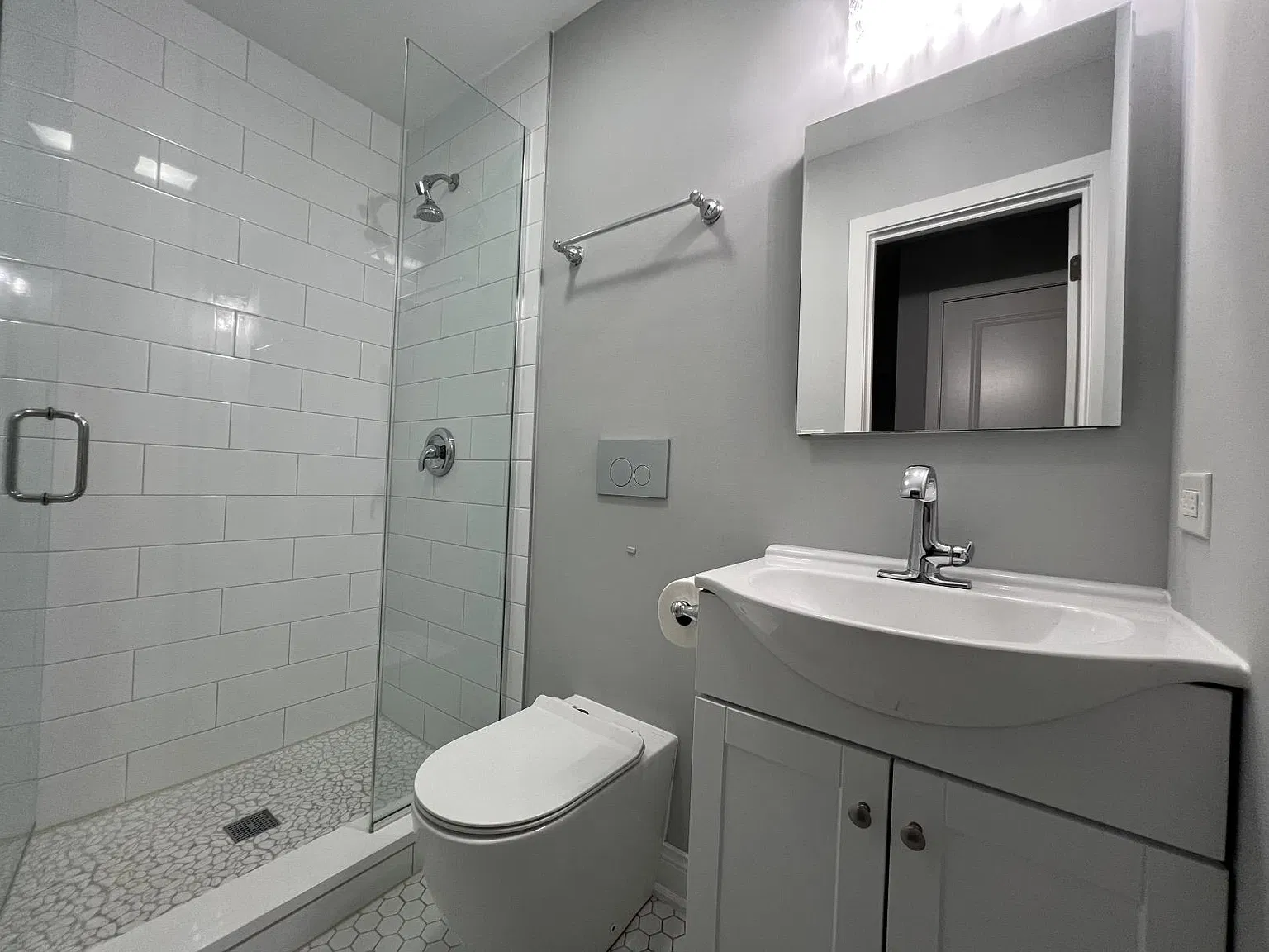 652 Childs Street #C — Photo 4
